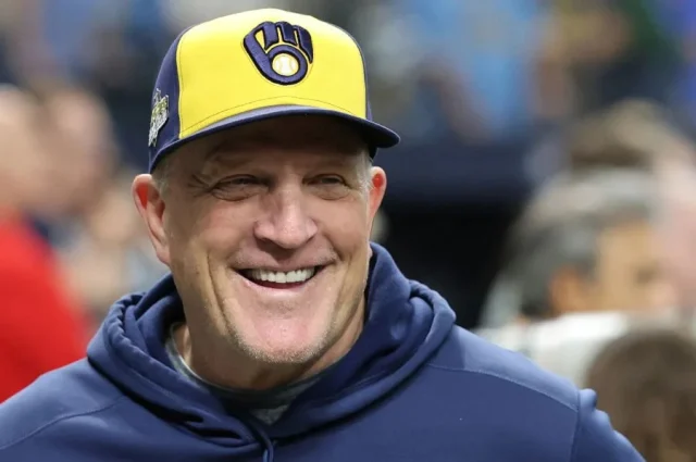 Brewers manager Pat Murphy jabs Yankees at World Series celebration