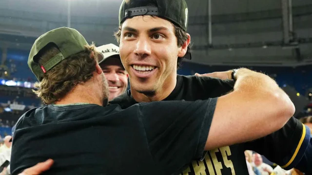 Brewers Controversially Decided to Smoke Cigarettes Before World Series Games, Christian Yelich Says