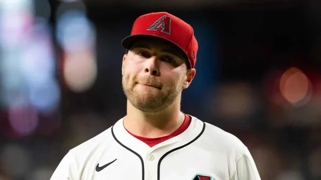 Diamondbacks star Corbin Burnes staying with Arizona after injury-plagued season