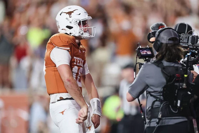 Ole Miss vs. Texas score, live updates: Arch Manning, Longhorns in control vs. Rebels