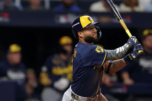Jackson Chourio had four of the Brewers' 16 hits in Game 3, including an RBI double that capped the team's eight-run fifth inning.