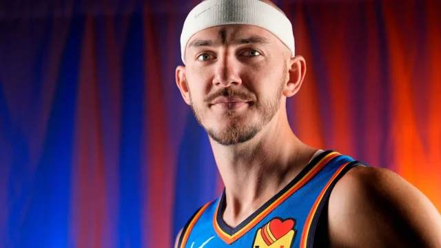 Alex Caruso injury update: OKC Thunder guard limps off court vs Suns