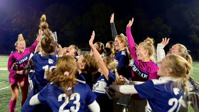 Chatham girls soccer blanks West Morris to extend MCT streak
