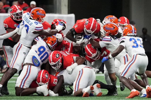 Florida vs. Georgia score, live updates: Gunner Stockton, Bulldogs lead Gators in second quarter