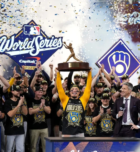 Brewers fans, media praise Contreras for winning World Series MVP