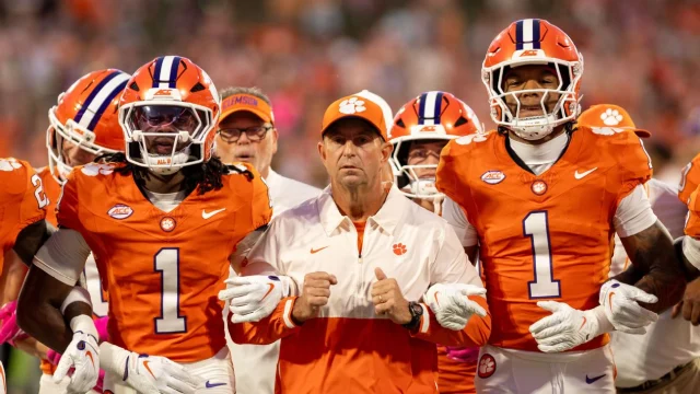Clemson's Dabo Swinney still believes in team after 3rd loss
