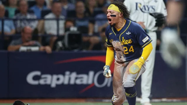 Brewers’ William Contreras makes case for World Series MVP with key Game 5 RBI