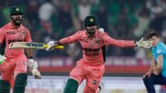 England lose to Pakistan after improbable last-wicket stand