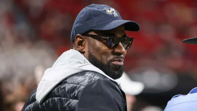Lions legend Calvin Johnson trolls Packers by praising controversial officiating