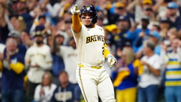 Live updates from Rays-Brewers World Series Game 2