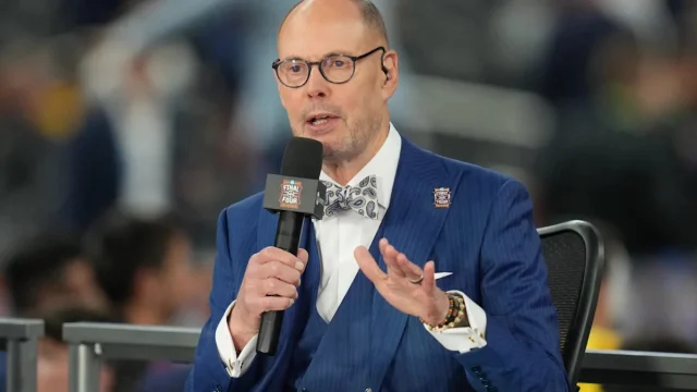 ‘Chuck would instantly retire’ – Fans panic after hearing who could replace Ernie Johnson