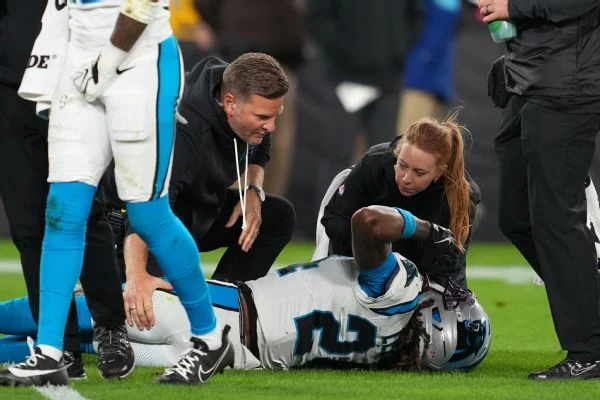 Panthers' ailing secondary loses rookie CB Will Lee to injury; return doubtful