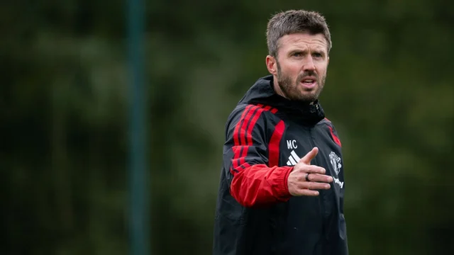 Carrick: 'Hard truths' have been shared amid Man United slump