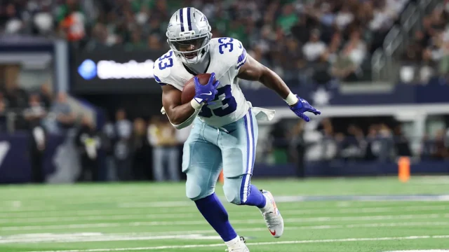 Motion still absent, but Cowboys offense hums as they embrace run game
