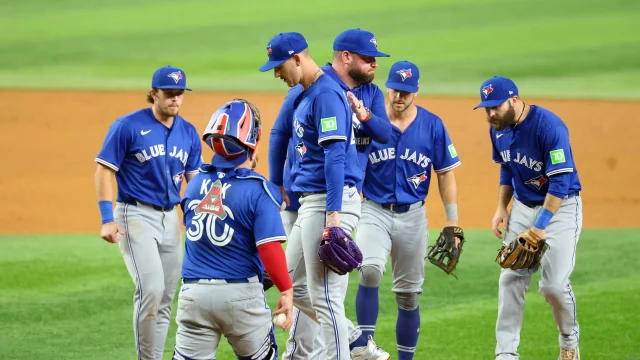 Bowden Francis’ Uncertain Future Adds to Blue Jays’ Rotation Concerns
