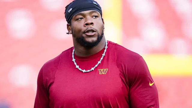 Commanders longtime starter suffers 'significant' injury on Friday