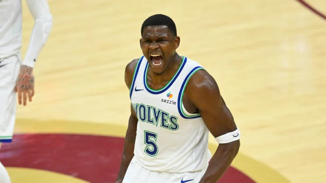 Fantasy Basketball Injury Impact: Ayo Dosunmu, Bones Hyland Could Benefit From Anthony Edwards' Absence