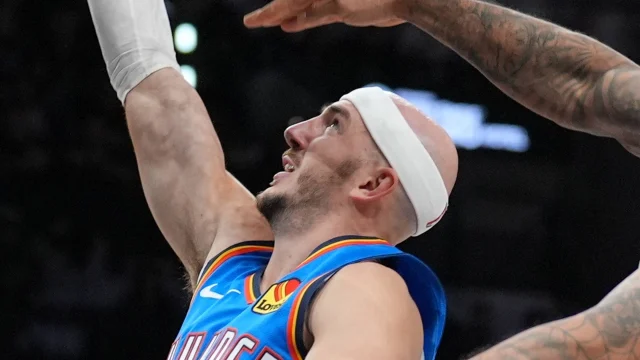 Alex Caruso's Veteran Leadership Is On Full Display