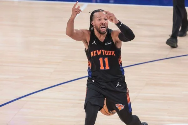 Jalen Brunson: Knicks' sputtering offense 'falls on my shoulders' amid 0-3 start