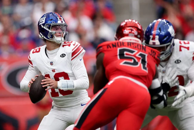 NFL Week 7 Quick Outs: J.J. McCarthy shows improvement, Steelers' O-line keeps rolling
