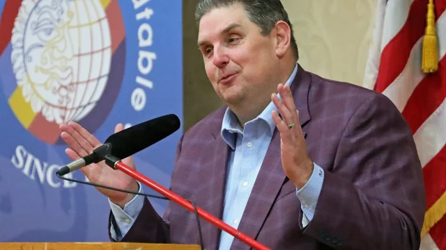 Brian Windhorst continues to play Riddler with latest comments on Thunder moves