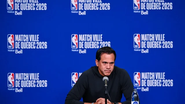 ‘A great actor’ – Miami Heat fans ridicule Erik Spoelstra’s emotional reaction after 0-3 start