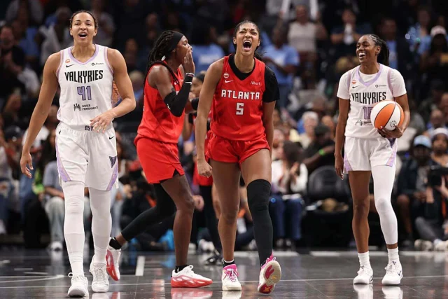 Valkyries vs. Dream live updates: WNBA Finals Game 6 latest with Atlanta leading in fourth quarter